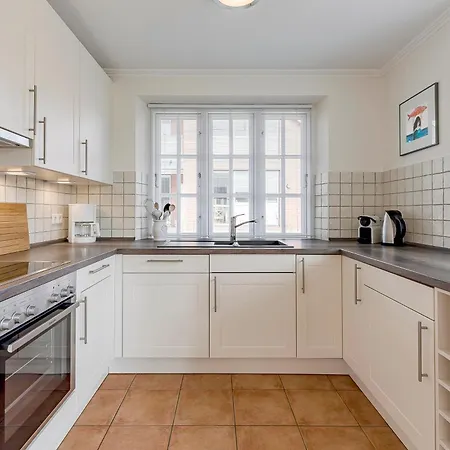 Semesterbostad Hues Feer *