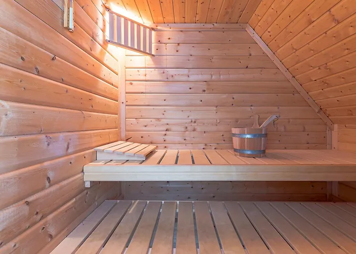 Semesterbostad Hues Feer *